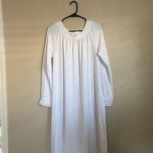 Ekouaer | night gown | Xl | NWT